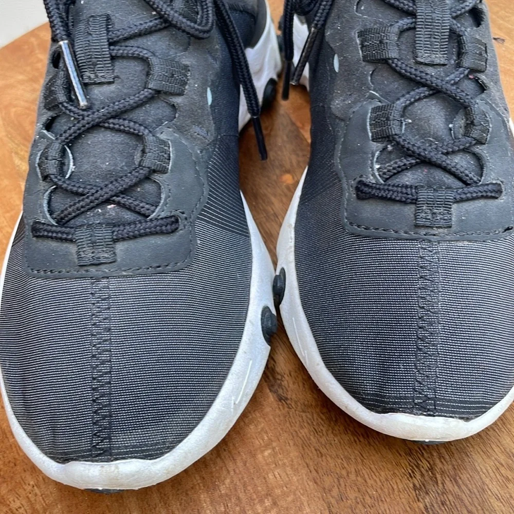 Nike Black & White Athletic Shoes - Picture 6 of 15